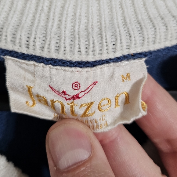 Vintage Jantzen M White Rainbow Stripe Argyle V Neck Sweater 80s Preppy Ski Knit - Picture 4 of 6